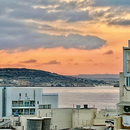 Spacious 2Br Penthouse With A Large Front-Terrace - Close To Bugibba Perched Beach Сент-Полс-Бей Экстерьер фото