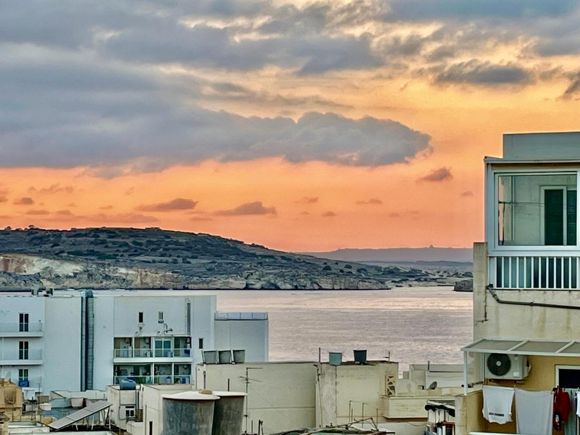 Spacious 2Br Penthouse With A Large Front-Terrace - Close To Bugibba Perched Beach Сент-Полс-Бей Экстерьер фото